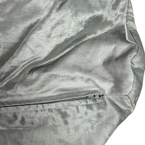 Pottery Barn Kids Anywhere Chair Cover Frozen silver DEFECT - Picture 4 of 14